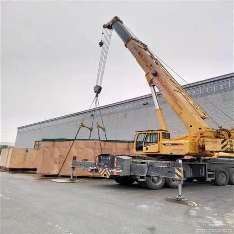 宝兴吊车出租哪家正规